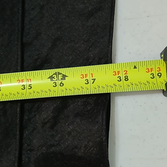 R & M Collection Black & White Ruffled sleeveless party dress size 16 - Picture 12 of 12